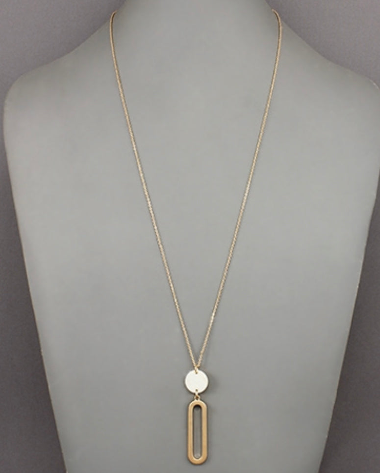 Shell Disc and Oval Necklace