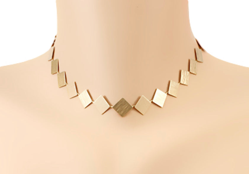 Square Choker