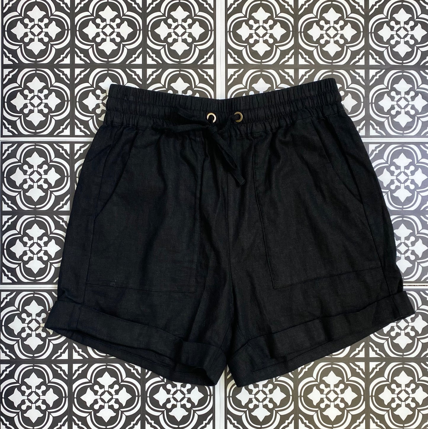 Laci Linen Shorts